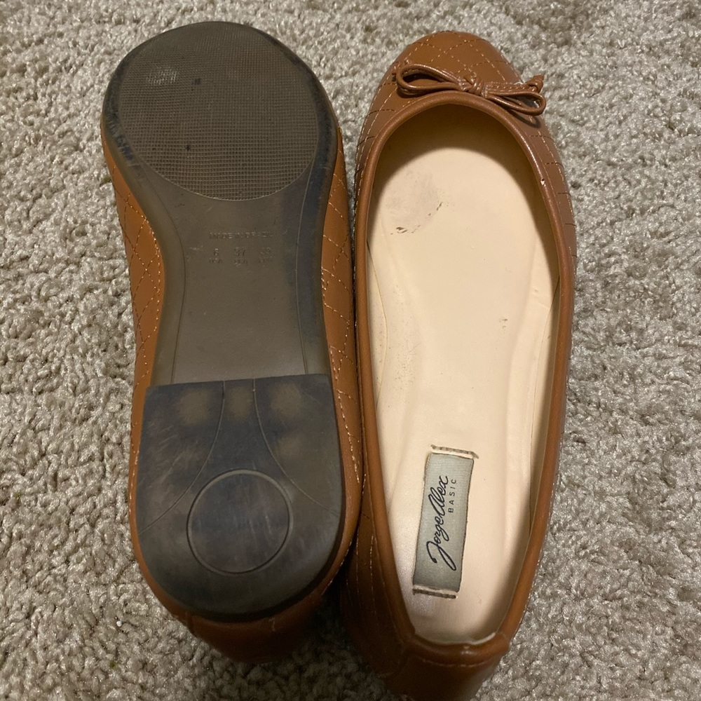 Well worn shoes - flats (feet fetish)